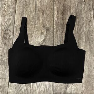 SKIMS NAKED BRA